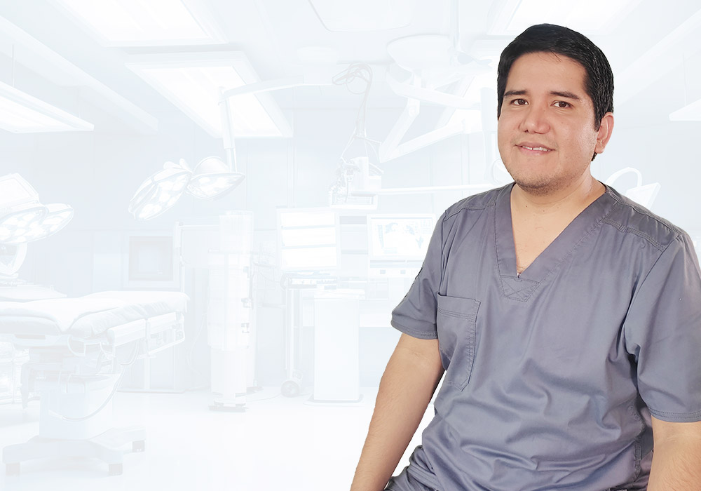 El Dr. Manuel Sinchi es un médico especialista en Cirugía Plástica y Reconstructiva en Lima, Perú